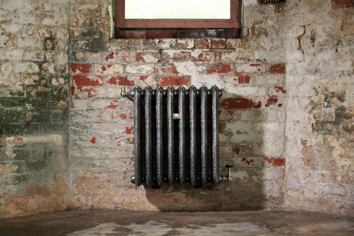 Rococo cast iron radiator